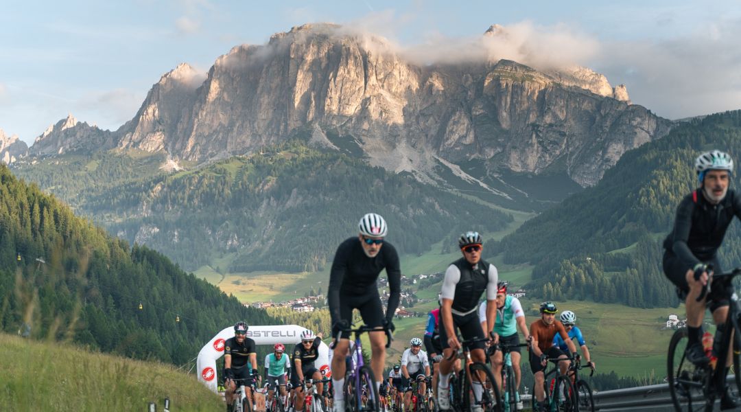 La Pace che trova strada tra le Dolomiti simbolo della 39esima Maratona: domenica 5 luglio il grande giorno