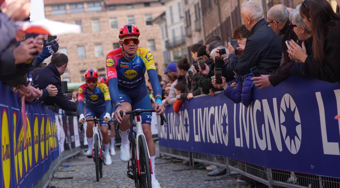 Tempo di Harelbeke, Van der Poel cerca il tris con Pedersen e Laporte a guidare Lidl-Trek e Visma per sfidarlo