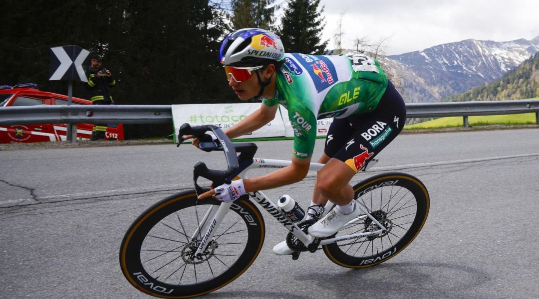 Strepitoso Pellizzari, è bis al Tour of the Alps in solitaria a Bolzano: la generale torna tricolore dopo 13 anni