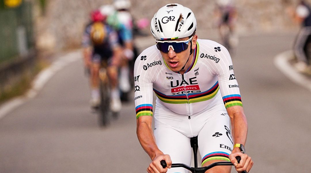 Tutto pronto per il debutto di Pogacar: l'iridato sabato cercherà la 4^ Strade Bianche, al suo fianco Del Toro e Christen