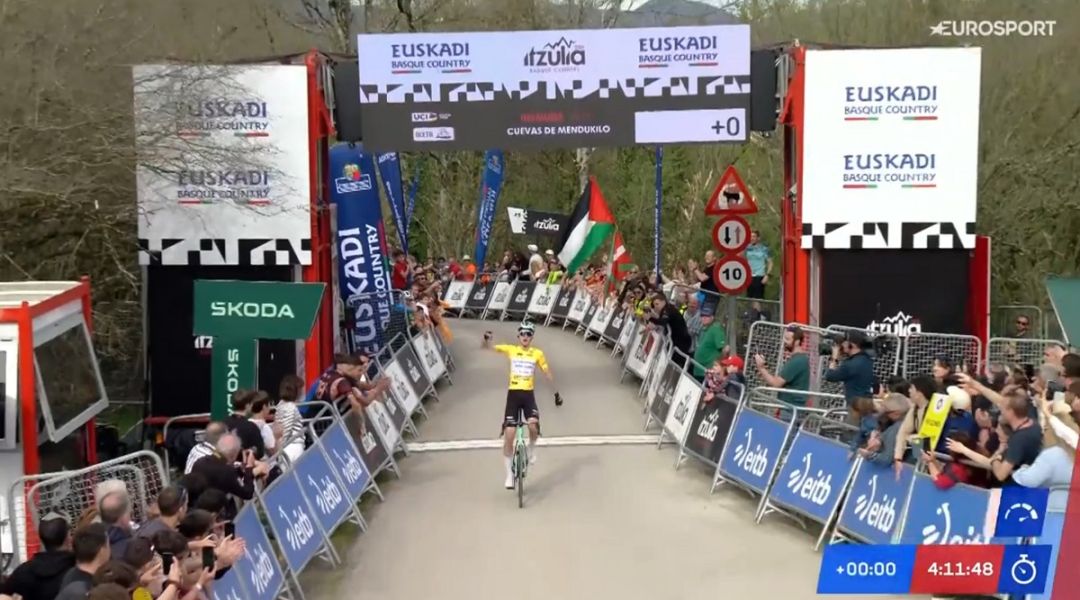 Altro numero irresistibile di Paul Seixas: a Lekunberri un trionfo totale del fenomeno francese che ipoteca l'Itzulia