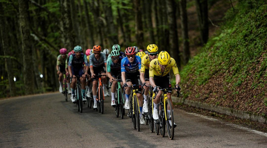 Una seconda settimana di Giro con la crono che chiama Ganna, poi tappe miste e Vingegaard pronto per Pila