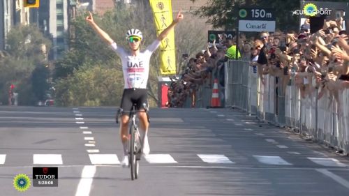 A Montréal c'è solo un enorme Pogacar: dominio totale del fenomeno, Zambanini centra un'altra top ten