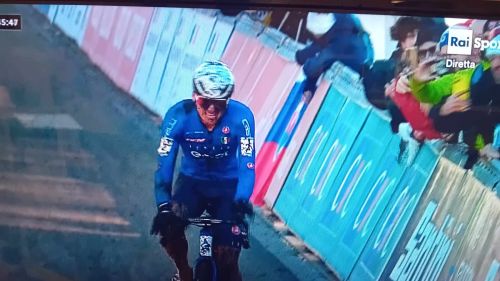 Ciclocross: juniores azzurri da impazzire, Mattia Agostinacchio nuovo campione del mondo e Filippo Grigolini è di bronzo