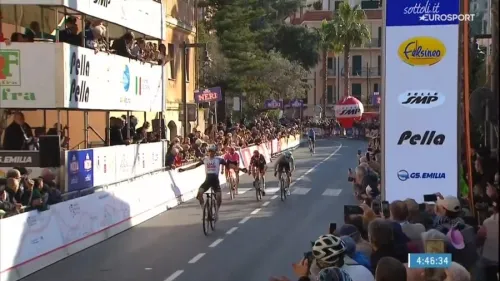 Juan Ayuso non sbaglia da grande favorito: è suo anche il Trofeo Laigueglia, 2° un grande Scaroni