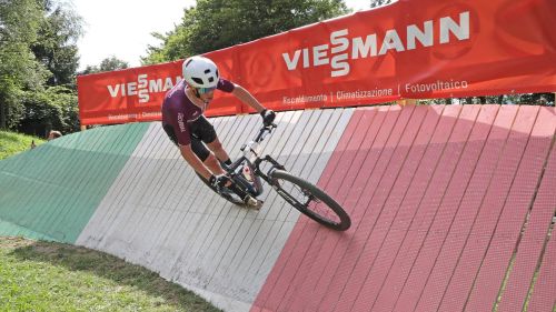 Tutti gli azzurri per i campionati del mondo di MTB: Luca Braidot in gran forma, Farina leader nel Downhill