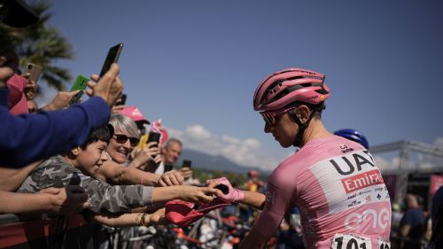 Giro d'Italia, una brutta figura: rinviata a data da destinarsi la doppia presentazione prevista il 12 novembre