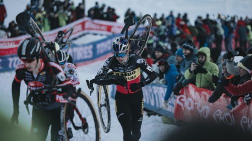 Domenica la storica tappa sarda della CdM di ciclocross, Van Aert svela il programma: debutto a Mol