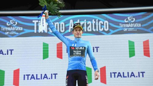 Vingegaard non disputerà il Giro, si profila una sfida tra Roglic e la UAE di Yates-Ayuso. E Tiberi...