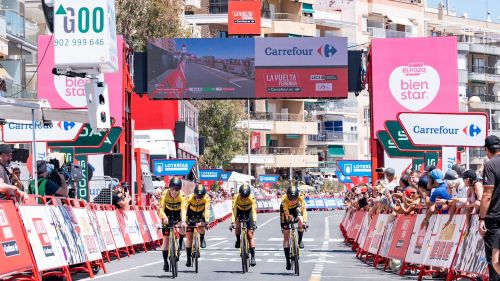 Vuelta femminile: Kool da pronostico nella prima volata, ma che